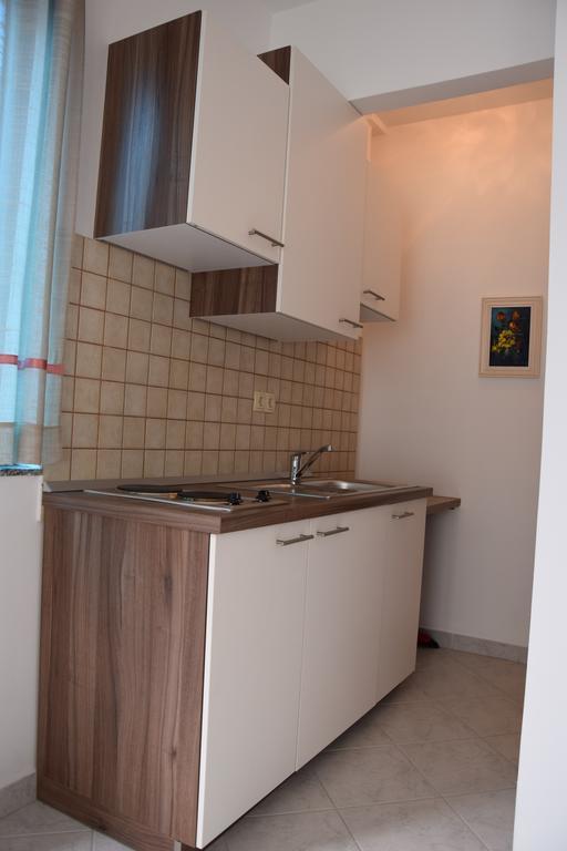 Apartments Crobeg راب الغرفة الصورة