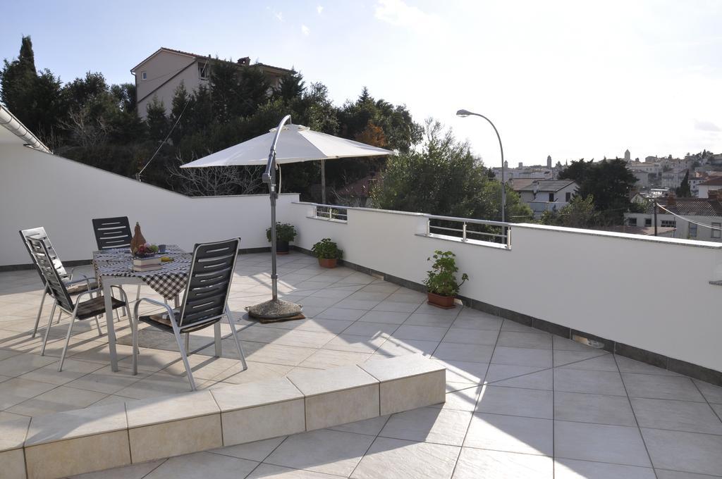 Apartments Crobeg راب الغرفة الصورة