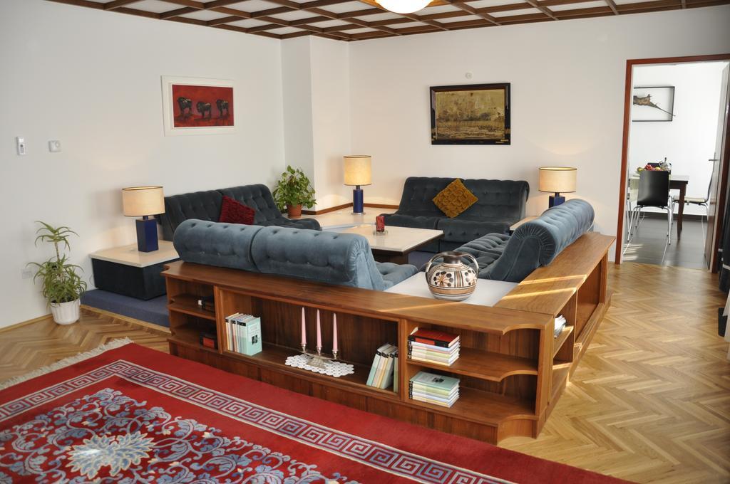 Apartments Crobeg راب المظهر الخارجي الصورة